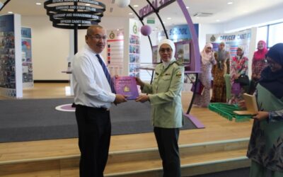 DEWAN BAHASA DAN PUSTAKA VISITS DEFENCE ACADEMY LIBRARY