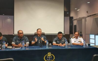 CSC 10 VISITS ROYAL BRUNEI NAVY