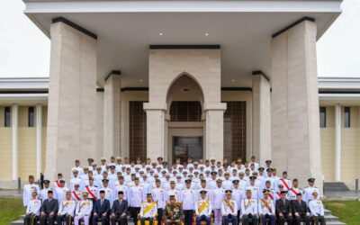 KEBAWAH DYMM PADUKA SERI BAGINDA SULTAN DAN YANG DI-PERTUAN NEGARA BRUNEI DARUSSALAM BERKENAN BERANGKAT KE UPACARA SOVEREIGN’S PARADE BAGI PEGAWAI KADET PENGAMBILAN KE-19, SEKOLAH PEGAWAI KADET