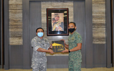 ACTING COMMANDANT DEFENCE ACADEMY ROYAL BRUNEI ARMED FORCES HOSTS LUNCHEON FOR THE  OUTGOING AND INCOMING DIRECTING STAFF, RBAF COMMAND AND STAFF COLLEGE