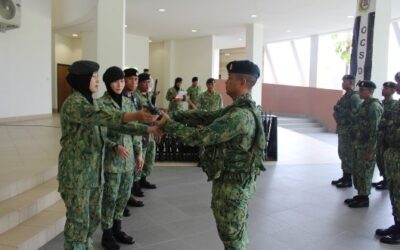 INTAKE 22 PERSONAL WEAPON HANDOVER CEREMONY