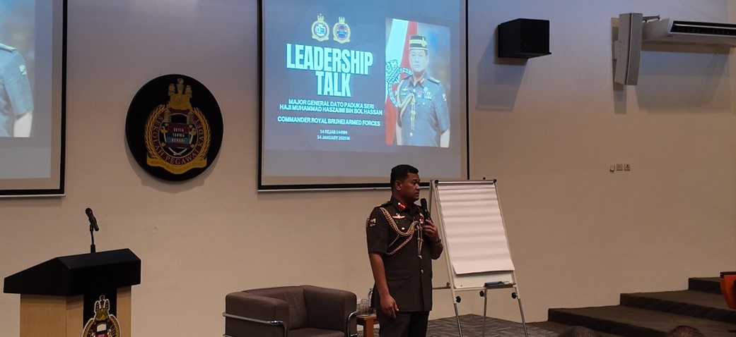COMMANDER RBAF LEADERSHIP TALK WITH OFFICER CADETS OF INTAKE 23