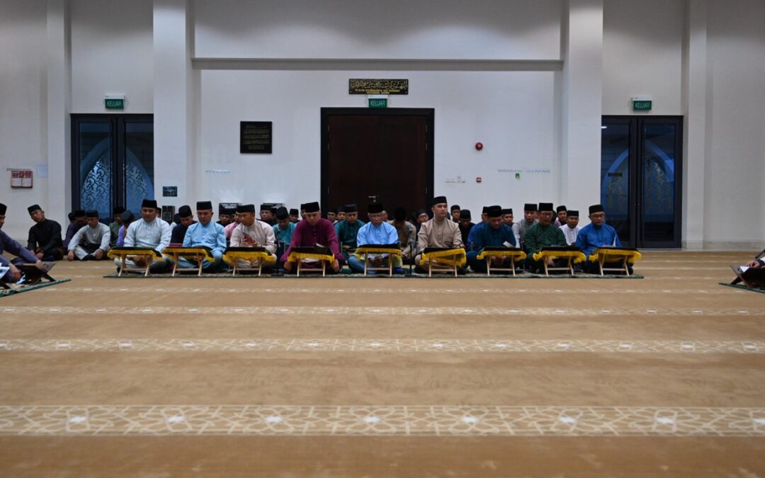 MINISTRY OF DEFENCE HOLD TAKBIR RAYA AIDILFITRI 1446 HIJRAH / 2025 MASEHI AT SURAU ASY-SYUHADA, DEFENCE ACADEMY ROYAL BRUNEI ARMED FORCES