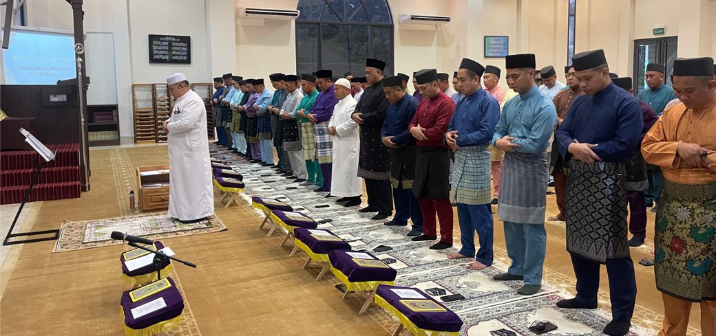 THANKSGIVING CEREMONY IN CONJUNCTION WITH THE DIAMOND JUBILEE  WEDDING ANNVERSARY OF HIS MAJESTY THE SULTAN AND YANG DI-PERTUAN OF  BRUNEI DARUSSALAM AND HER MAJESTY RAJA ISTERI