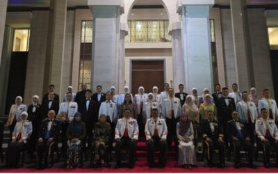 REGIMENTAL DINNER IN CONJUCTION WITH THE RETIREMENT OF YANG MULIA COMMANDANT DEFENCE ACADEMY RBAF