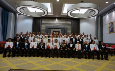 NEWLY COMMISSIONED OFFICERS OF INTAKE 17 HELD A REGIMENTAL DINNER